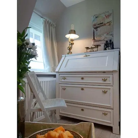Hiidbloom-hues In Wattweg Holiday home *