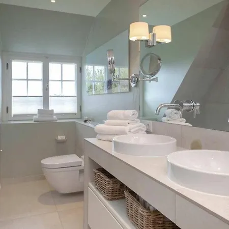 Hiidbloom-hues In Wattweg Holiday home *